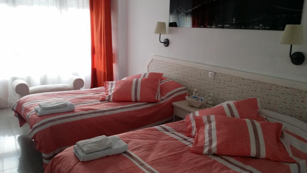 Alojamiento Miramar Santoña Екстериор снимка