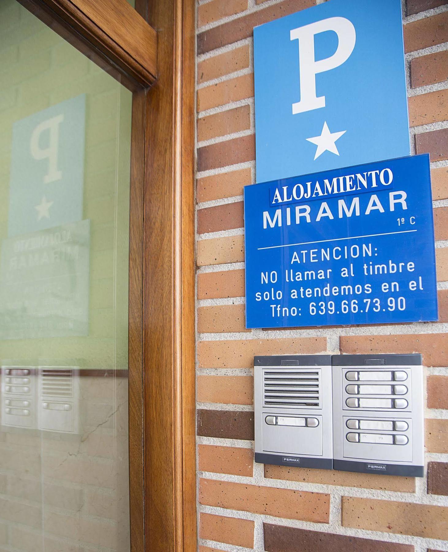 Alojamiento Miramar Santoña Екстериор снимка